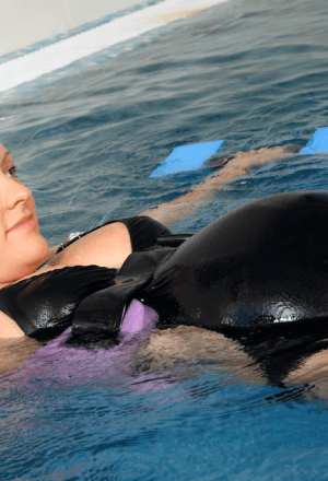 Escuela de natación para mujeres embarazadas en Pedregal